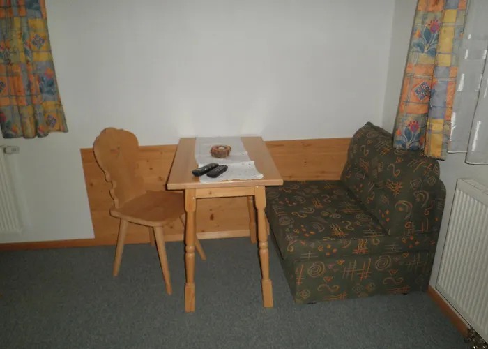 فندق مبيت وإفطار Hagauhof 3*