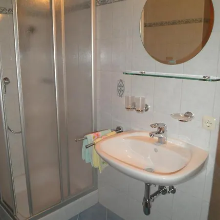 Bed and breakfast Hagauhof 3*